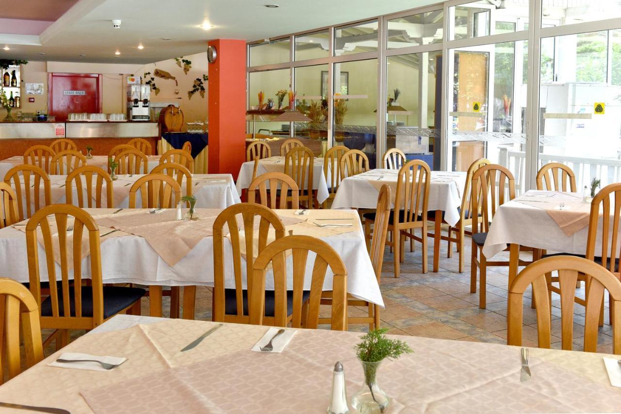 Hotel Oasis Albena Ngoại thất bức ảnh