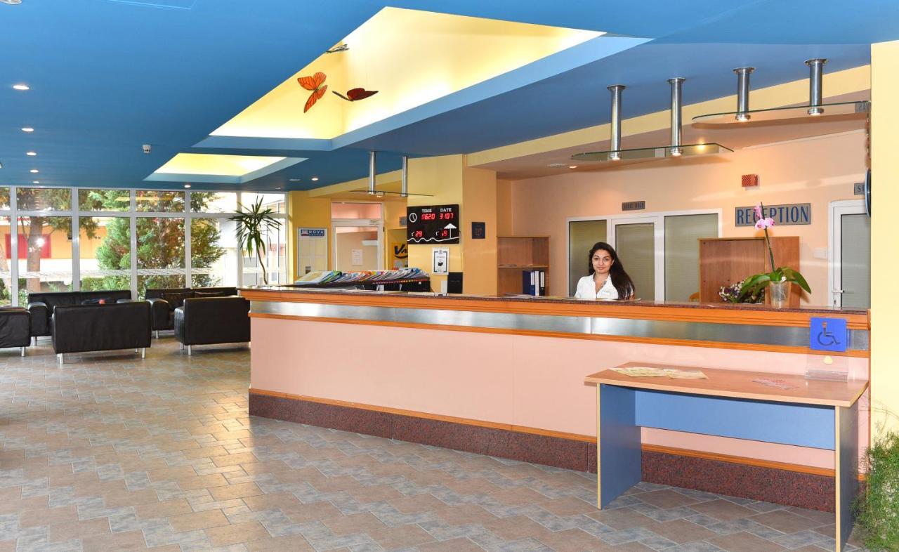 Hotel Oasis Albena Ngoại thất bức ảnh