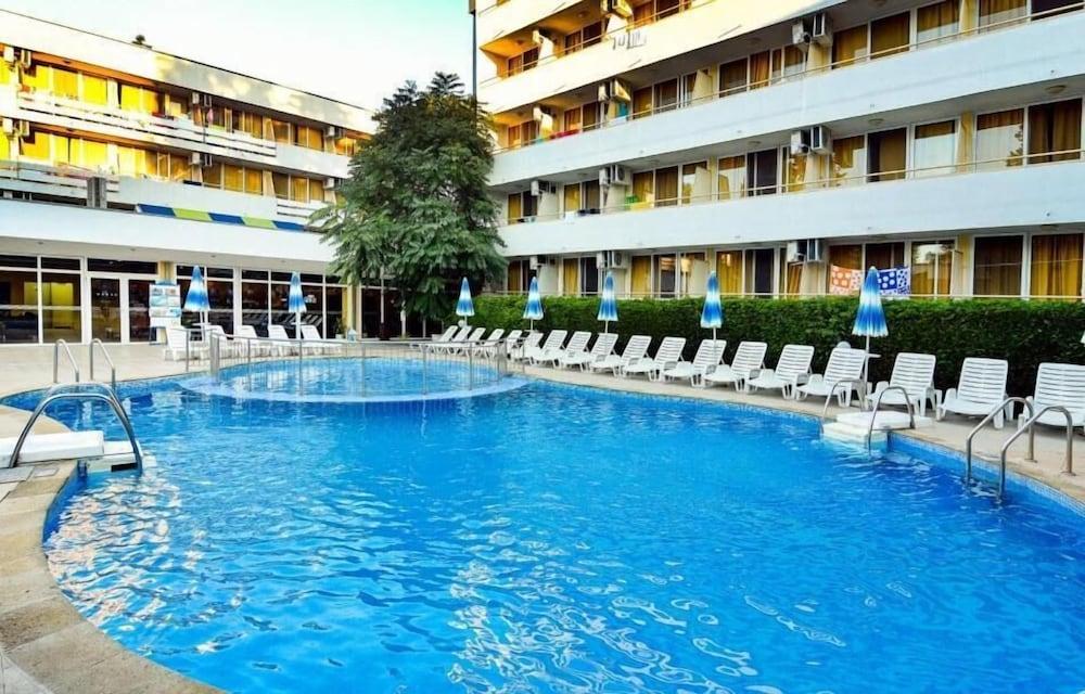 Hotel Oasis Albena Ngoại thất bức ảnh
